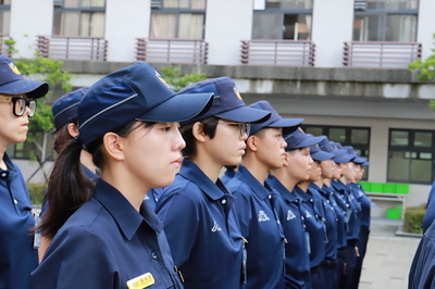 一班女生